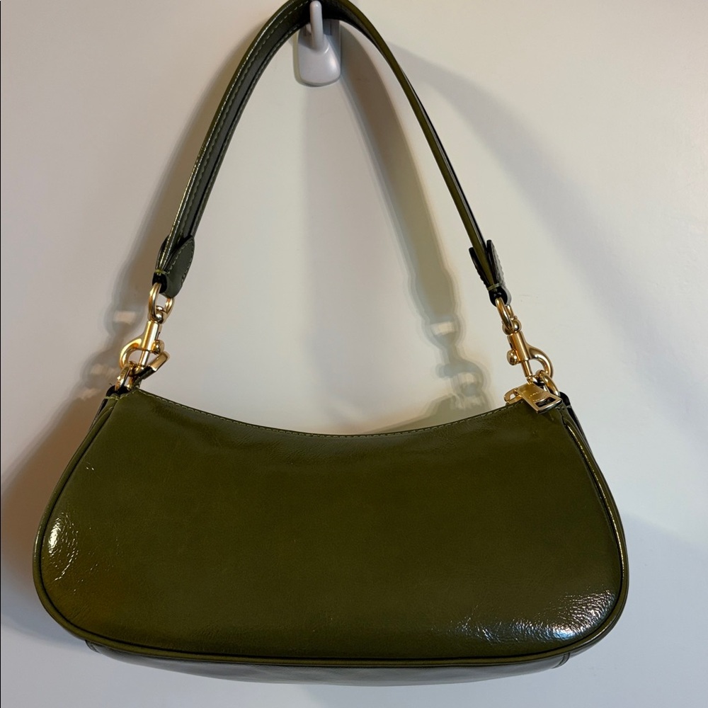 NWT Coach Ashton Bag in Olive Green Shiny Crinkle Leather - Picture 5 of 10